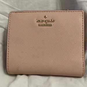 Kate Spade Schuyler bifold Wallet in light pink